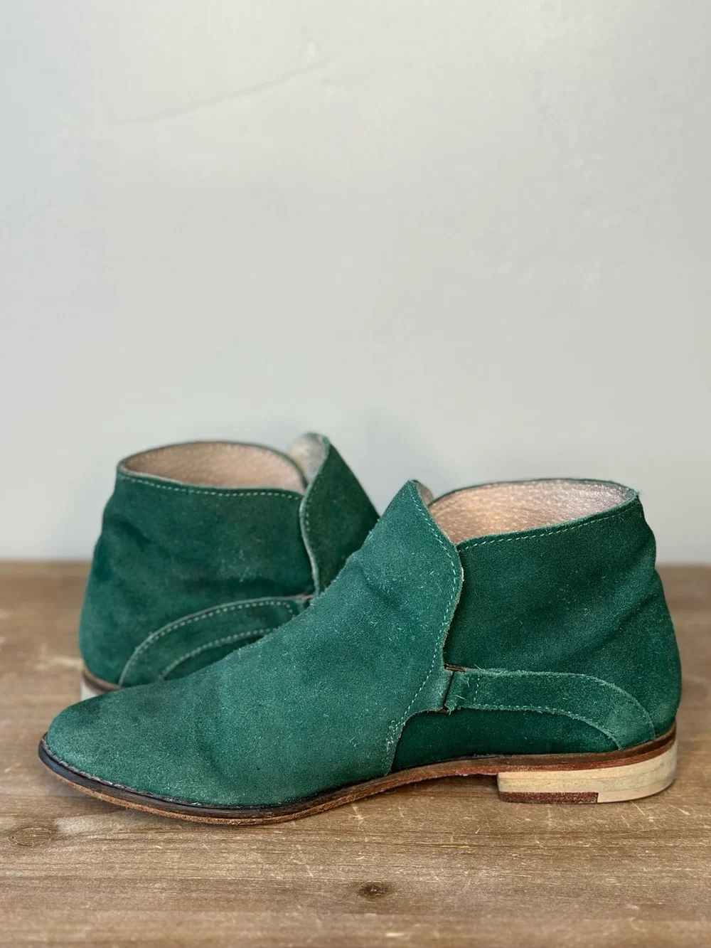 Free people emerald green suede booties Sz6